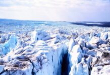 Groenlandia: il distacco record di iceberg rivela un nuovo meccanismo di perdita accelerata della calotta glaciale
