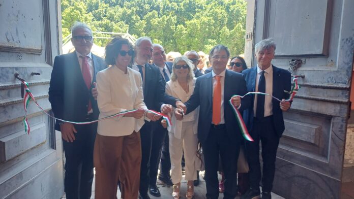 Cerimonia di consegna dell'immobile dell'Ipab al Demanio (2)