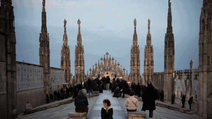 Video Slideshow Diario Vacanza Estiva Ricordi Animato Videografico Bianco (1)