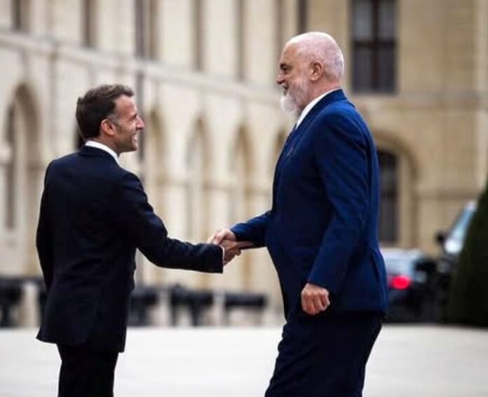 rama Macron