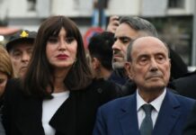 LA POLITICA BUGIARDA