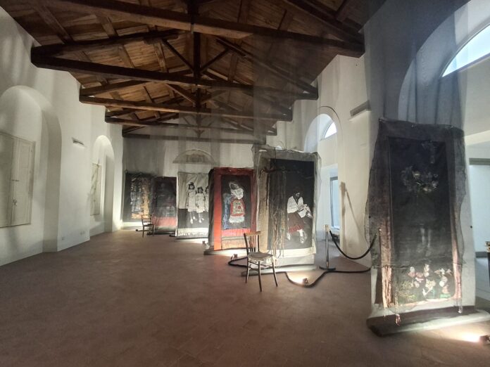 mostra