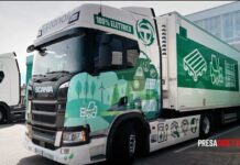 La rivoluzione della mobilità elettrica è ormai arrivata alla terza generazione di auto, ai robotaxi e anche ai camion