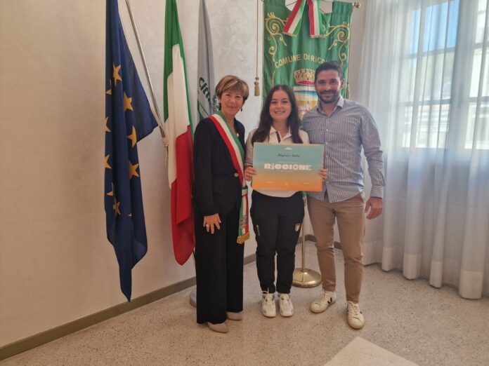 Giulia Allegrucci con sindaca Angelini e assessore Imola 02