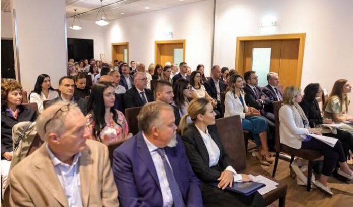 pubblico Cei