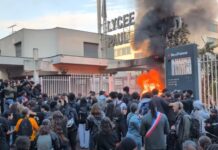 Francia, la rivolta delle scuole si allarga: studenti, docenti e genitori insieme in piazza