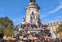 In Francia la protesta degli studenti, a Parigi 56.000 manifestanti, disordini e 300 arresti